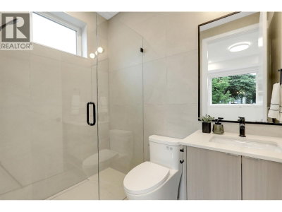 3185 GRAVELEY Street | Vancouver British Columbia | Slide Image Twenty-seven