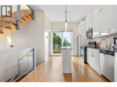 3993 CHATHAM Street | Richmond British Columbia | Slide Image Thirteen