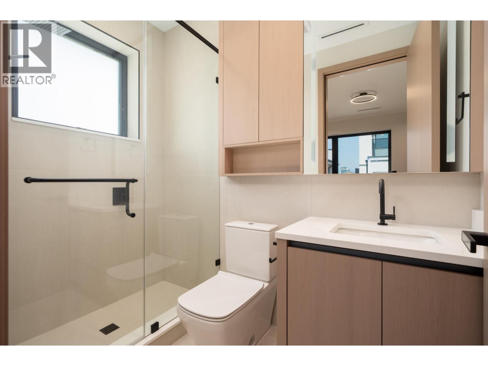 1 - 1448 30TH AVENUE Image 11