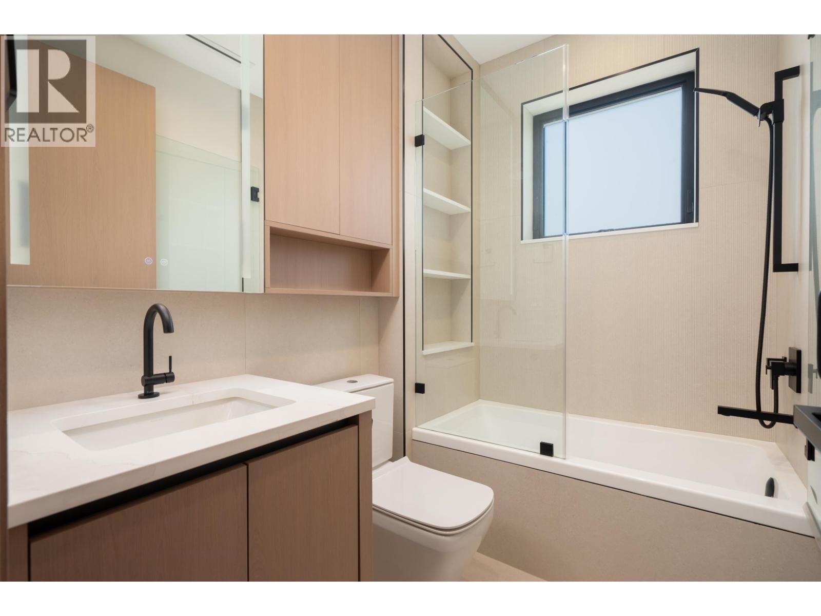 1 - 1448 30TH AVENUE Image 14