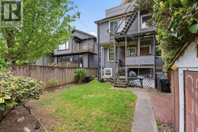 21 22ND Avenue | Vancouver British Columbia | Slide Image Six