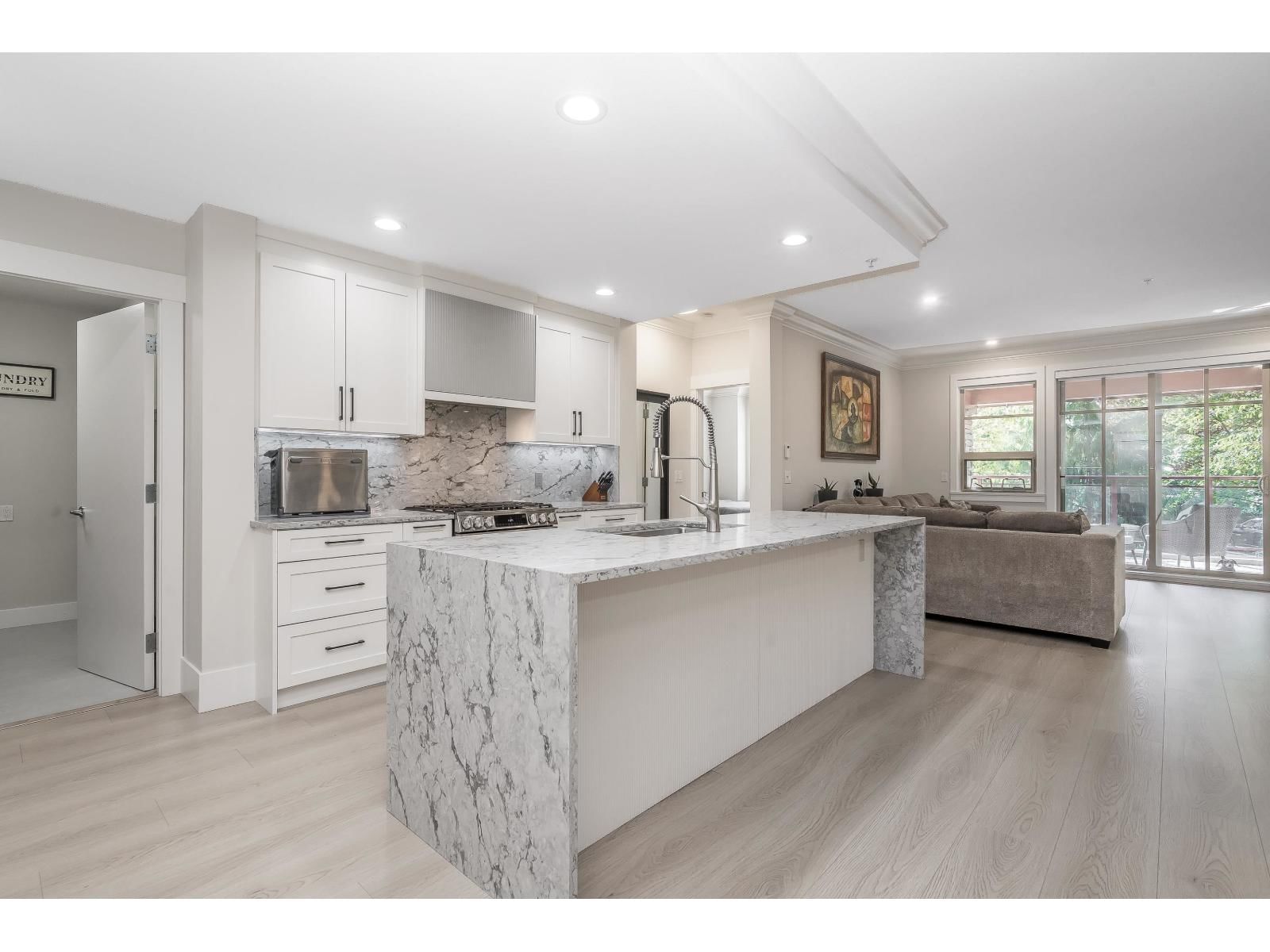 16499 64 Avenue, Surrey, British Columbia V3S 6V7