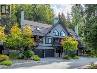2014 LONDON Lane | Whistler British Columbia | Slide Image Two