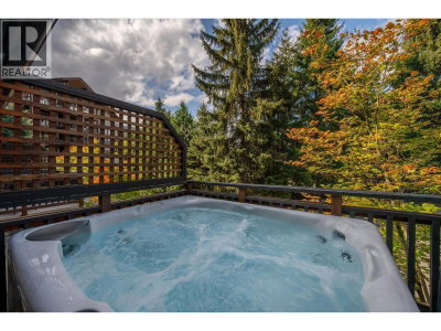2014 LONDON Lane | Whistler British Columbia | Slide Image Nine