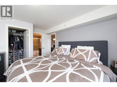 2191 SHAUGHNESSY Street | Port Coquitlam British Columbia | Slide Image Fifteen