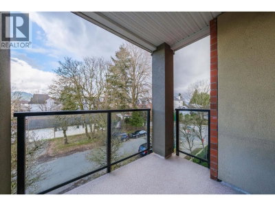 2191 SHAUGHNESSY Street | Port Coquitlam British Columbia | Slide Image Twenty-three