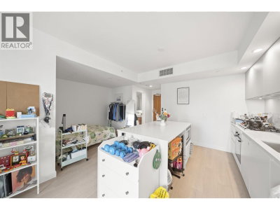 6537 TELFORD Avenue | Burnaby British Columbia | Slide Image Eleven