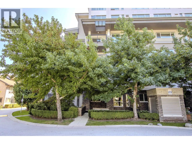 1212 MAIN Street Squamish British Columbia, V8B 0S1 - 2 Bedrooms Condo For Sale