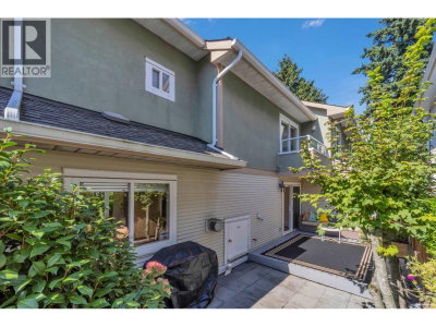 1233 16TH Street | North Vancouver British Columbia | Slide Image Thirty