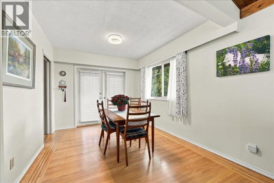 3836 SEFTON Street | Port Coquitlam British Columbia | Slide Image Six