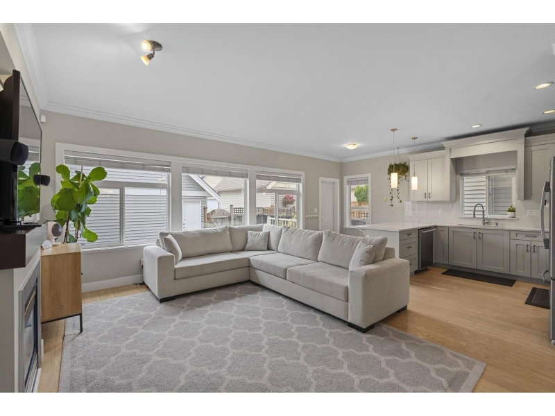 6679 193 Street Surrey British Columbia, V4N 0C1 - 5 Bedrooms Home For Sale
