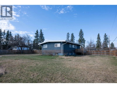 2144 REDWOOD Street | Prince George British Columbia | Slide Image Thirty
