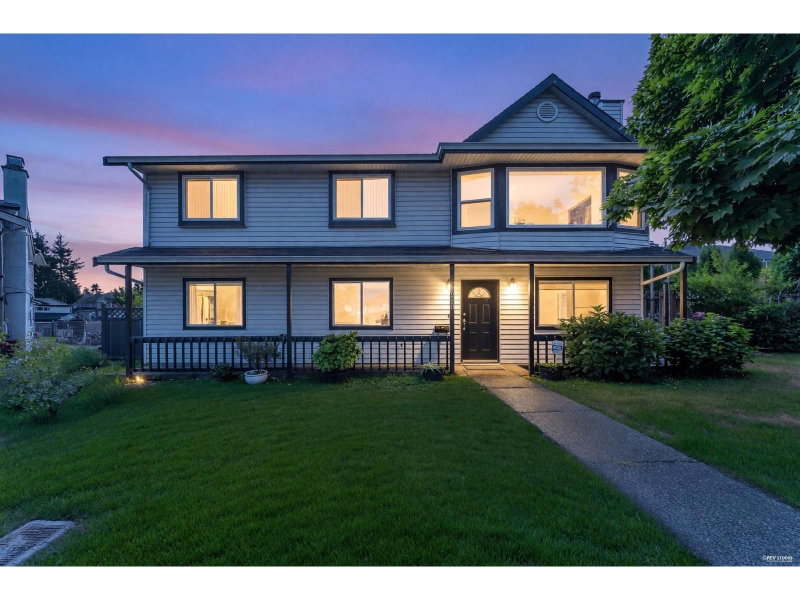 8020 DOMINION Place Surrey British Columbia, V3W 6B2 - 5 Bedrooms Home For Sale