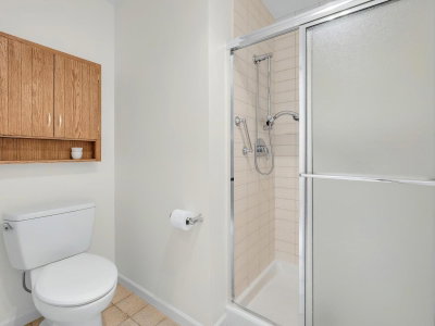 2910 CHANTRELL Place | Surrey British Columbia | Slide Image Eighteen