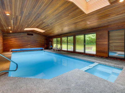2910 CHANTRELL Place | Surrey British Columbia | Slide Image Twenty-eight