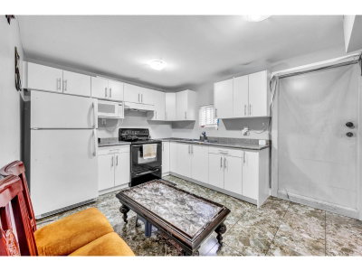 6268 129 Street | Surrey British Columbia | Slide Image Twenty-five