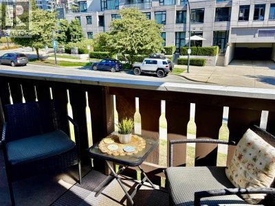 1345 CHESTERFIELD Avenue | North Vancouver British Columbia | Slide Image Fifteen