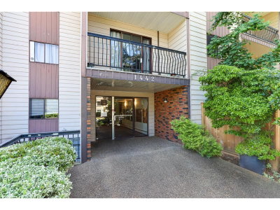1442 BLACKWOOD Street | White Rock British Columbia | Slide Image Three