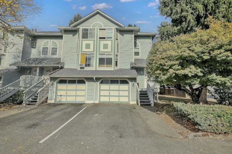 15550 89 Avenue Surrey British Columbia, V3R 1N1 - 3 Bedrooms Condo For Sale