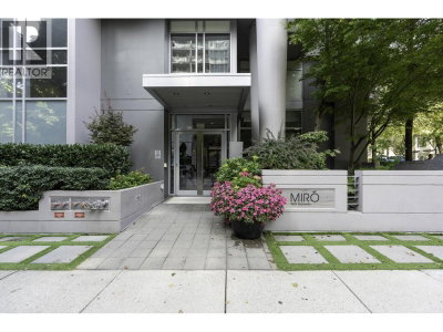 1001 RICHARDS Street | Vancouver British Columbia | Slide Image Two