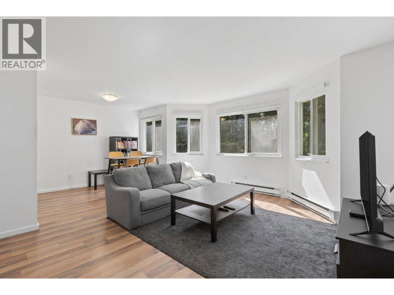 9880 MANCHESTER Drive Burnaby British Columbia, V3N 4R3 - 2 Bedrooms Condo For Sale