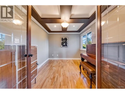 2245 GALE Avenue | Coquitlam British Columbia | Slide Image Thirteen