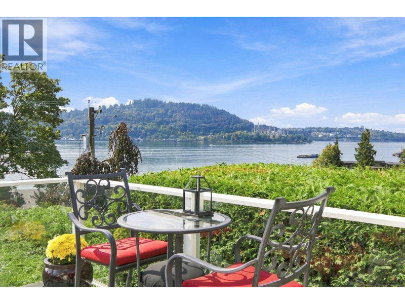 3950 SPARROW Lane North Vancouver British Columbia, V7G 2M8 - 5 Bedrooms Home For Sale