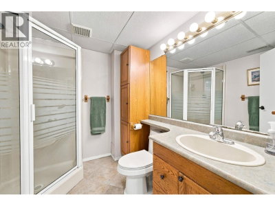 3950 SPARROW Lane | North Vancouver British Columbia | Slide Image Twenty-eight