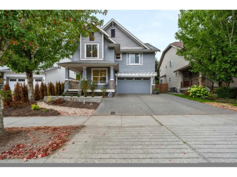 2293 MERLOT Boulevard Abbotsford British Columbia, V4X 0A6 - 6 Bedrooms Home For Sale