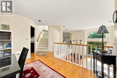 1523 LAWSON Avenue | West Vancouver British Columbia | Slide Image Nine