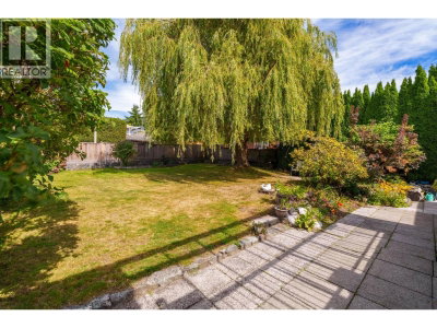 430 KINGS Road | North Vancouver British Columbia | Slide Image Twenty-six