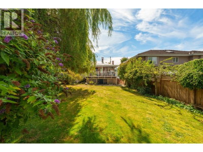 430 KINGS Road | North Vancouver British Columbia | Slide Image Twenty-eight
