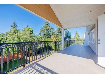 16067 14 Avenue | Surrey British Columbia | Slide Image Twenty-eight