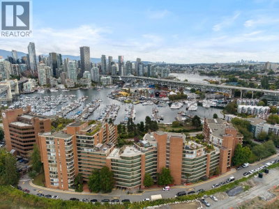 1470 PENNYFARTHING Drive | Vancouver British Columbia | Slide Image Twenty-seven