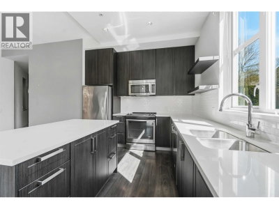 550 SEABORNE Place | Port Coquitlam British Columbia | Slide Image Five