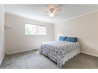 20554 43A Avenue | Langley British Columbia | Slide Image Eighteen