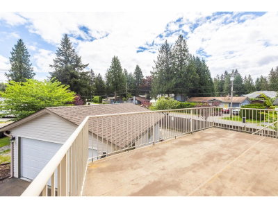 20554 43A Avenue | Langley British Columbia | Slide Image Twenty-nine