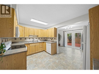 231 BALMORAL Place | Port Moody British Columbia | Slide Image Thirteen