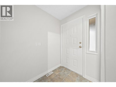 231 BALMORAL Place | Port Moody British Columbia | Slide Image Eight
