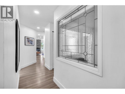 2425 EDGEMONT Boulevard | North Vancouver British Columbia | Slide Image Thirty-one