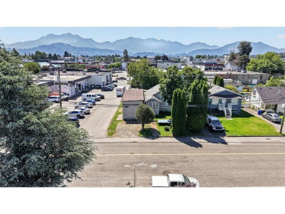 45948 CHESTERFIELD Avenue | Chilliwack British Columbia | Slide Image Thirty-one