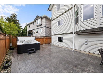 20496 67 Avenue | Langley British Columbia | Slide Image Twenty-five