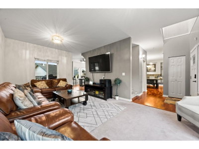 20496 67 Avenue | Langley British Columbia | Slide Image Eight