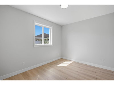 46046 SOUTHLANDS Crescent | Chilliwack British Columbia | Slide Image Nineteen