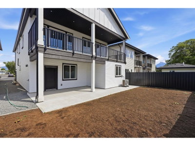 46054 SOUTHLANDS Crescent | Chilliwack British Columbia | Slide Image Thirty