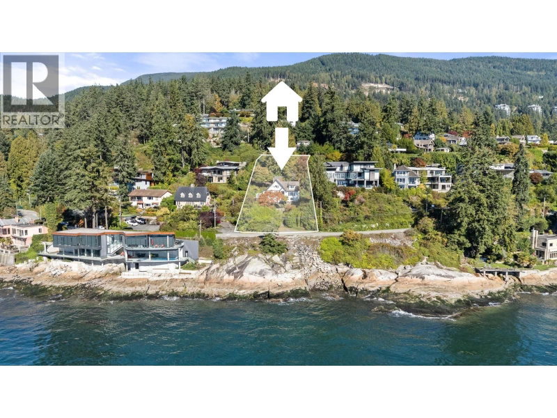 3721 SUNSET Lane West Vancouver British Columbia, V7V 1N3 - 3 Bedrooms Waterfront Home For sale
