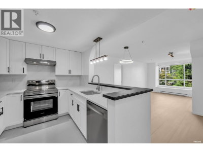 6833 VILLAGE GREEN | Burnaby British Columbia | Slide Image Two