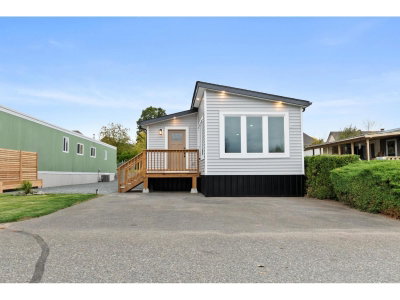 45640 WATSON Road | Chilliwack British Columbia | Slide Image Two