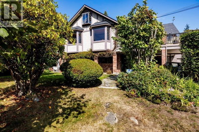 350 WINDSOR Road | North Vancouver British Columbia | Slide Image Two