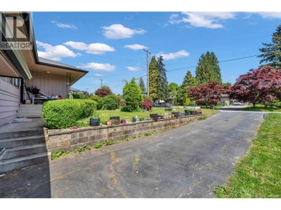 959 CAITHNESS Crescent | Port Moody British Columbia | Slide Image Thirty